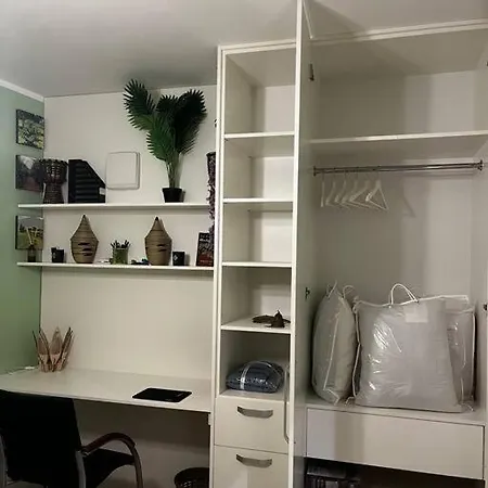 Avotu 43 Flat In *