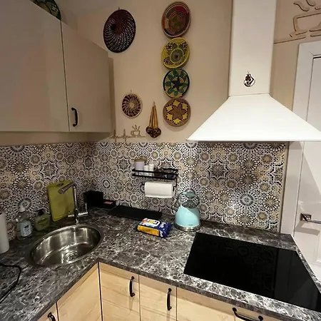 Avotu 43 Flat In *
